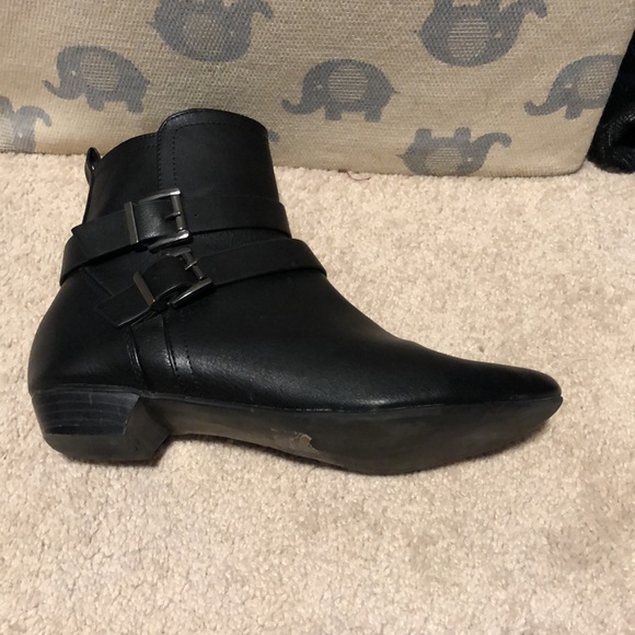 Small heeled boot - Picture 4 of 4